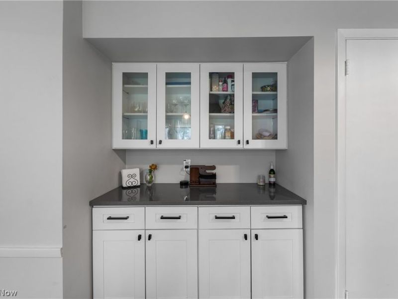 23650 Shelburne Road, Shaker Heights, OH 44122 Photo 9