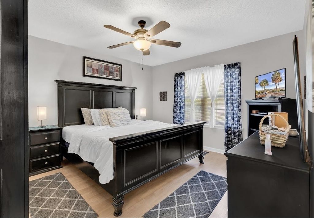 6604 Eagle Crescent  Photo 8