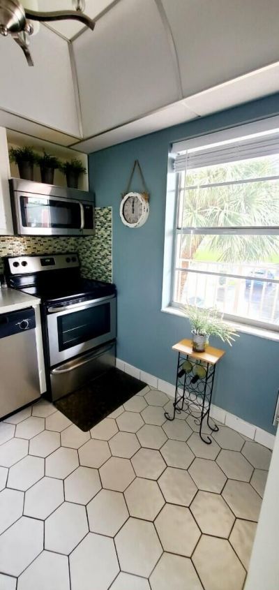 1010 Country Club Drive, Unit 206, Margate, FL 33063 Photo