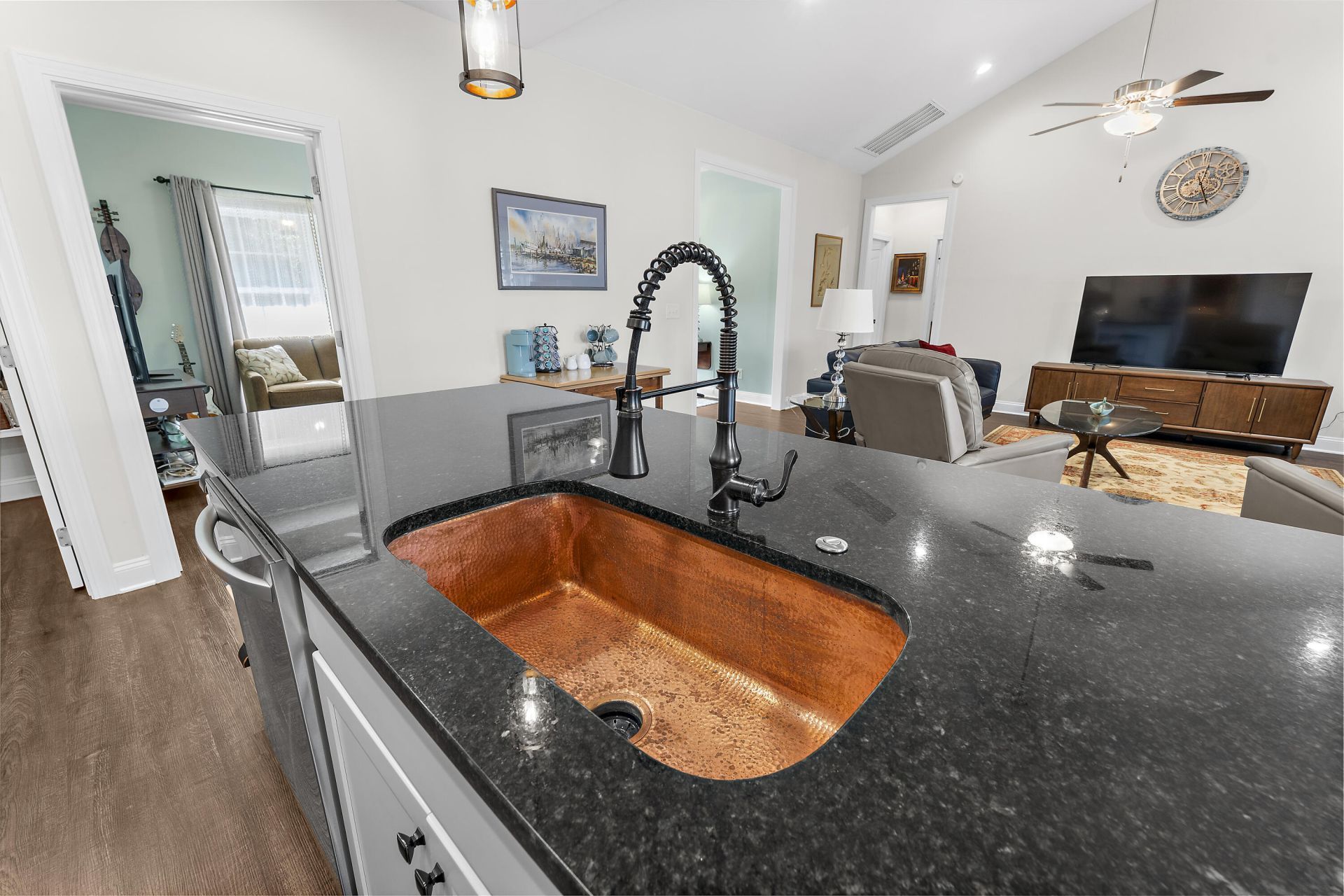 2551 Wedgefield Road Photo 12