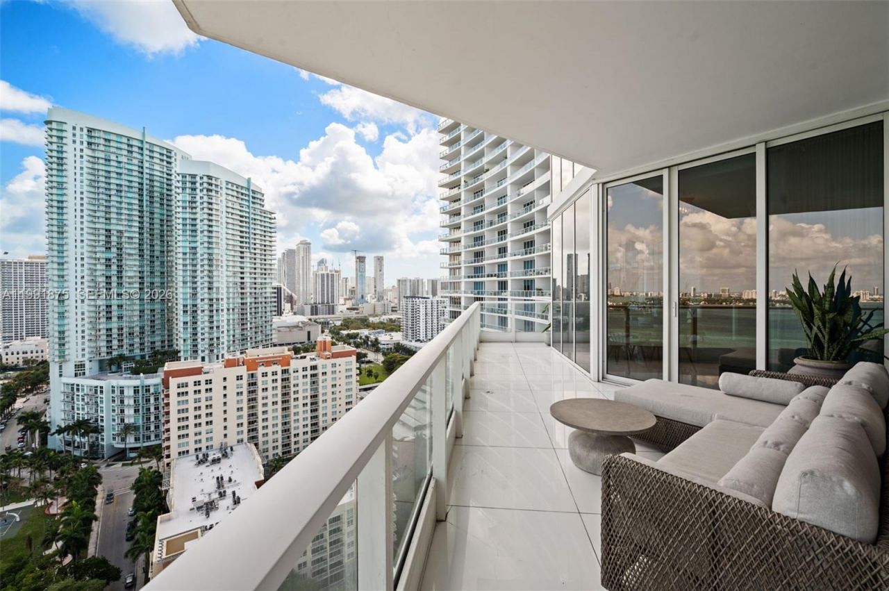 2020 N Bayshore Dr, Unit 2502, Miami, FL 33137 Photo