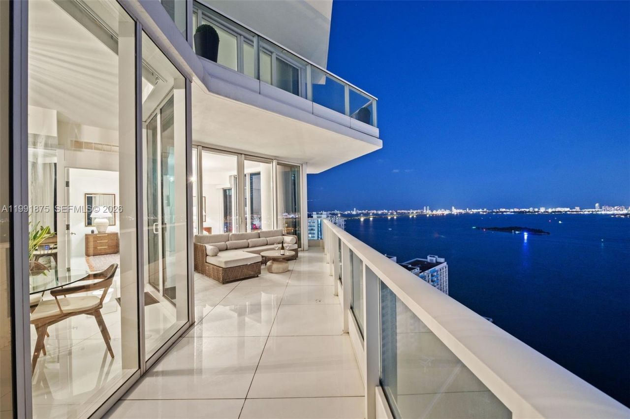 2020 N Bayshore Dr, Unit 2502, Miami, FL 33137 Photo