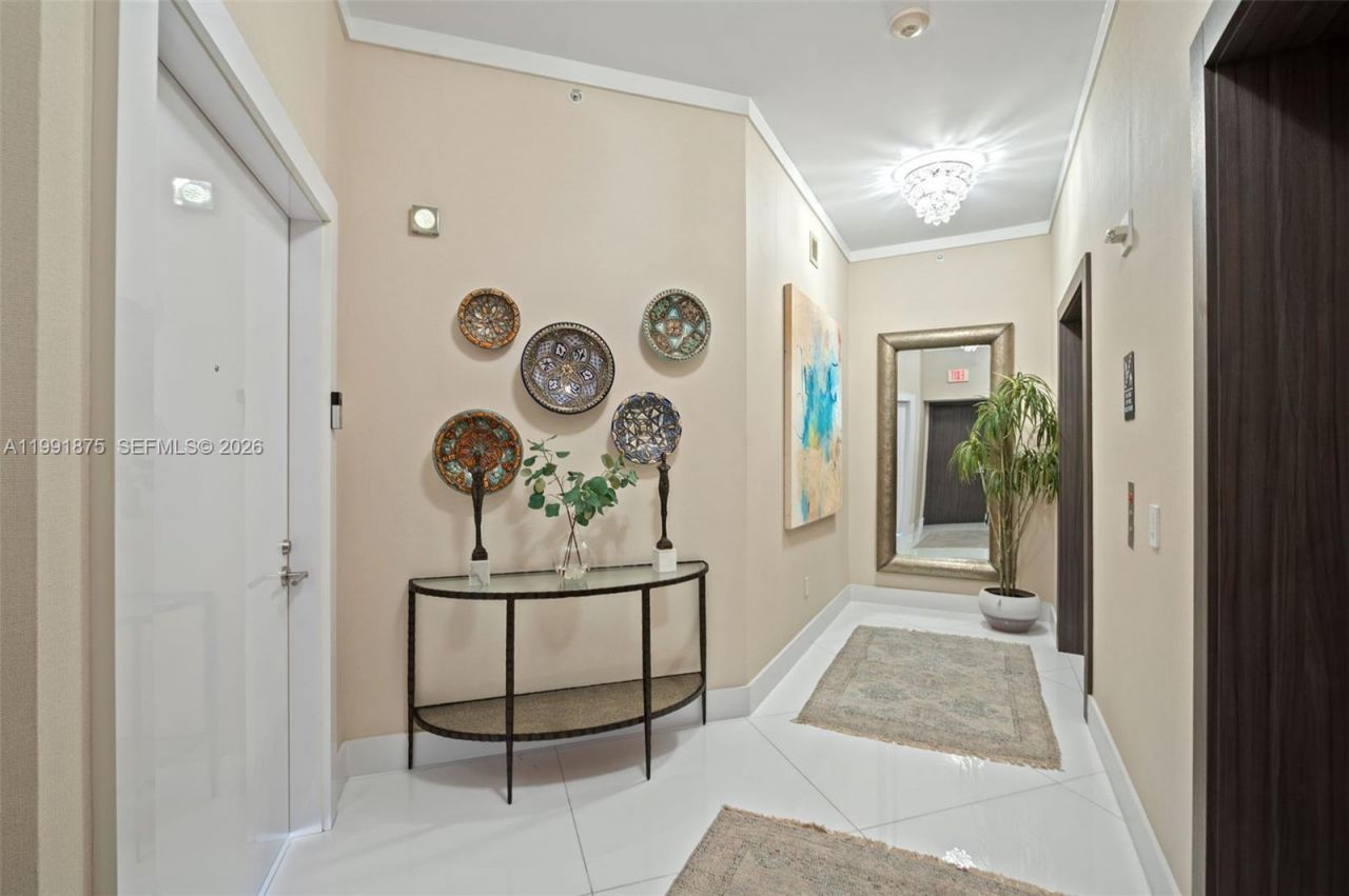 2020 N Bayshore Dr, Unit 2502, Miami, FL 33137 Photo