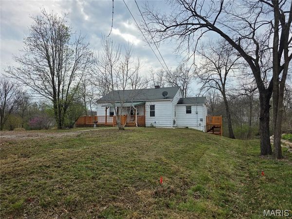 817 Kay Drive , Fulton, MO 65251