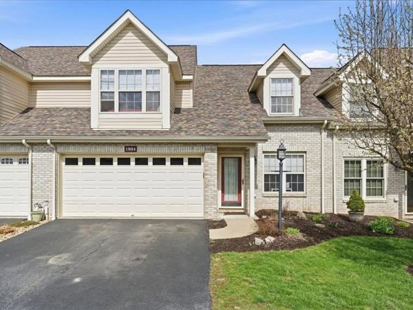 1804 Benson Blvd, Oakdale, PA 15071