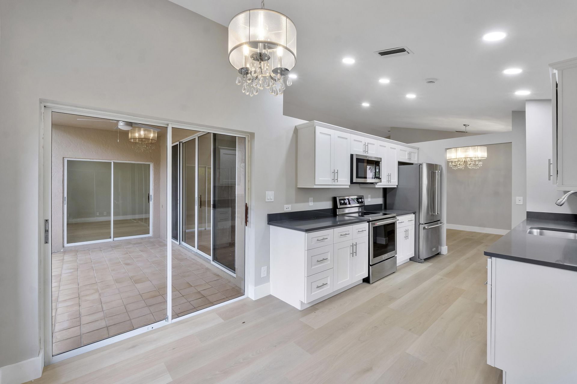 6185 NW 77th Place, Parkland, FL 33067 Photo