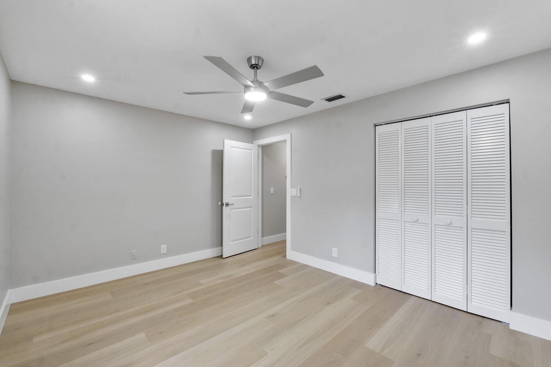 6185 NW 77th Place, Parkland, FL 33067 Photo