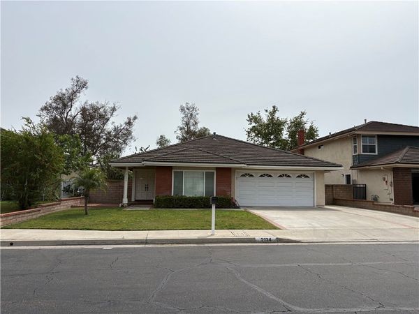 2124 Winterwood Drive, Fullerton, CA 92833
