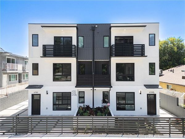 6700 Kester Avenue, Van Nuys, CA 91405