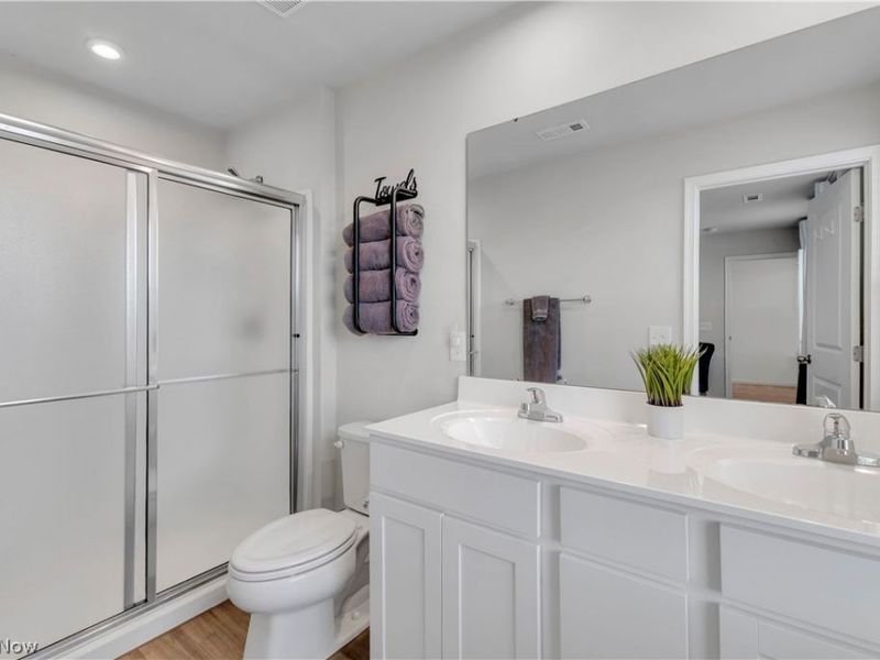 180 Wild Flower Drive, Elyria, OH 44035 Photo 19