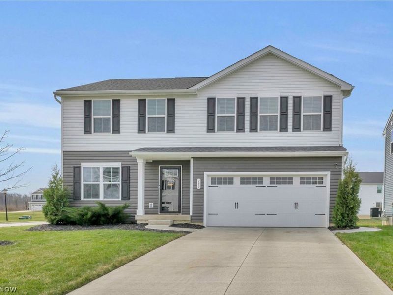 180 Wild Flower Drive, Elyria, OH 44035 Photo 2