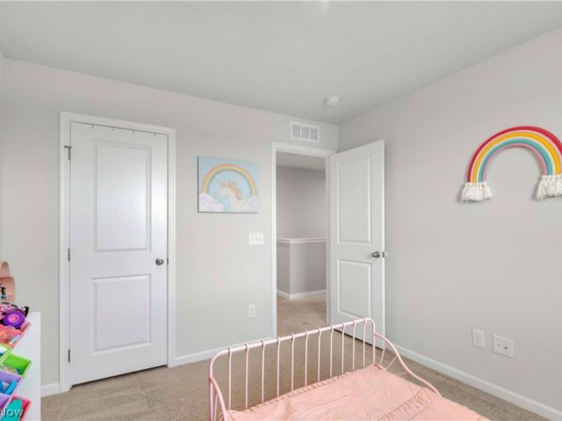 180 Wild Flower Drive, Elyria, OH 44035 Photo 24