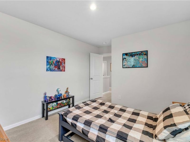 180 Wild Flower Drive, Elyria, OH 44035 Photo 27