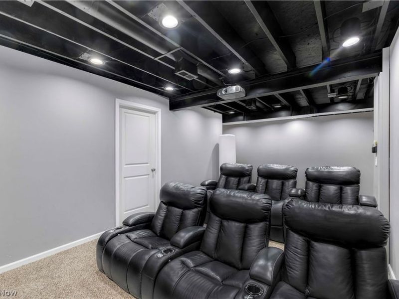 180 Wild Flower Drive, Elyria, OH 44035 Photo 30