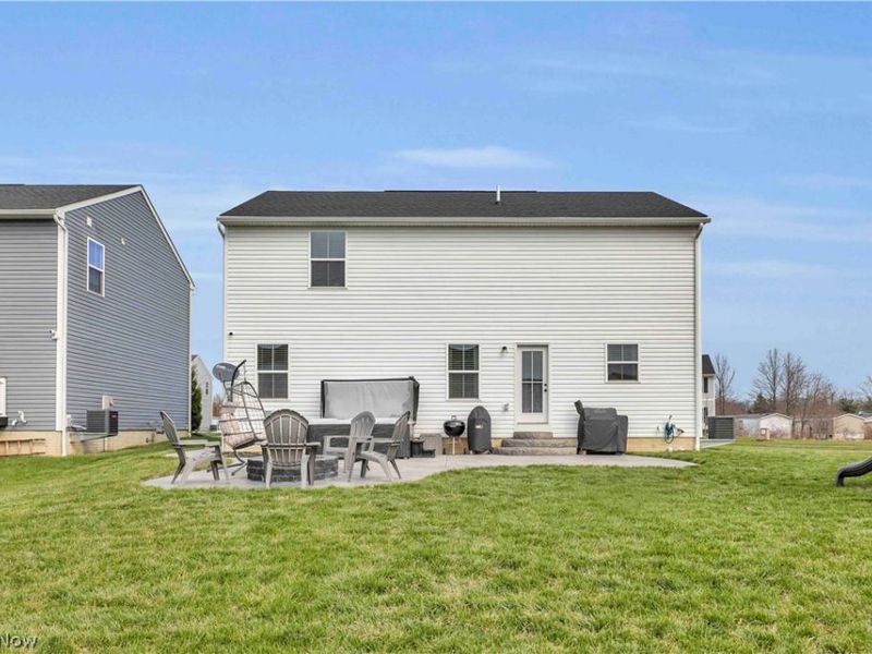 180 Wild Flower Drive, Elyria, OH 44035 Photo 32