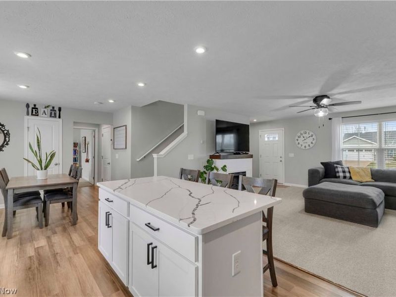 180 Wild Flower Drive, Elyria, OH 44035 Photo 7