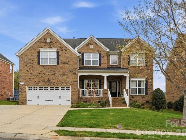 422 Deer Brush Lane, Waxhaw, NC 28173