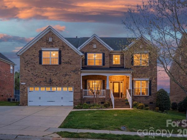 422 Deer Brush Lane, Waxhaw, NC 28173