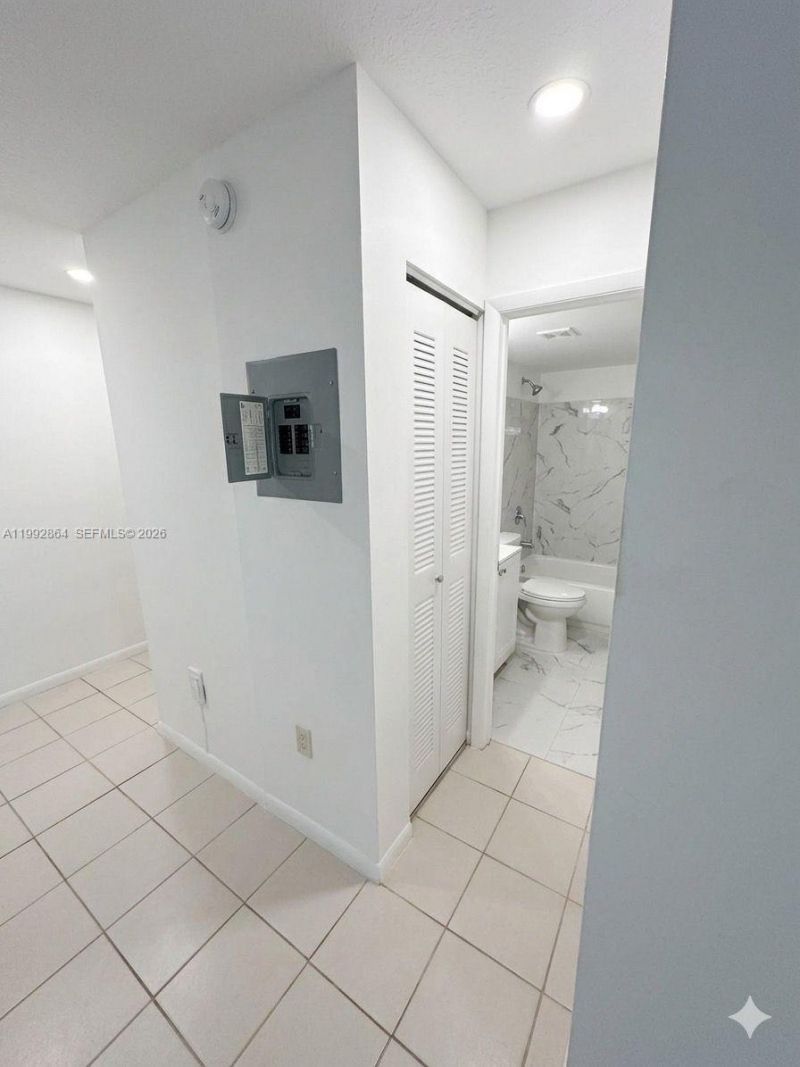 6270 W Flagler St, Unit A4, Miami, FL 33144 Photo