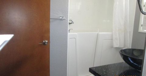 135 S Fairmont Ave, Lodi, CA 95240 Photo