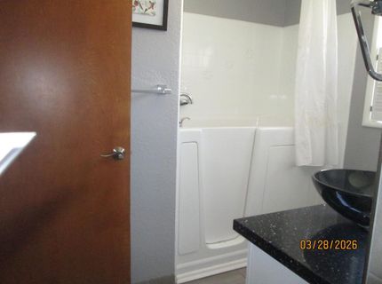 135 S Fairmont Ave, Lodi, CA 95240 Photo