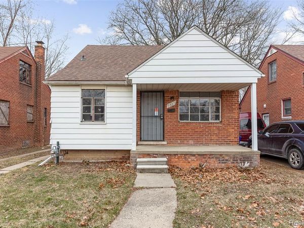 9327 Stout Street , Detroit, MI 48228