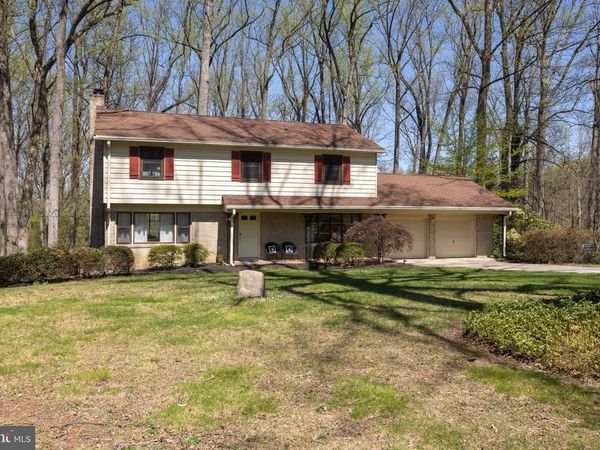 4 COLLINGWOOD GARTH, PHOENIX, MD 21131