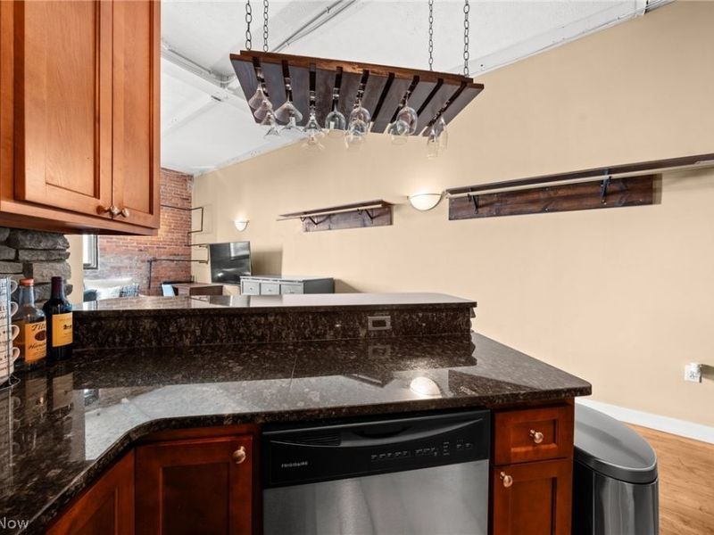 1133 W 9th Street , Unit 307, Cleveland, OH 44113 Photo 9