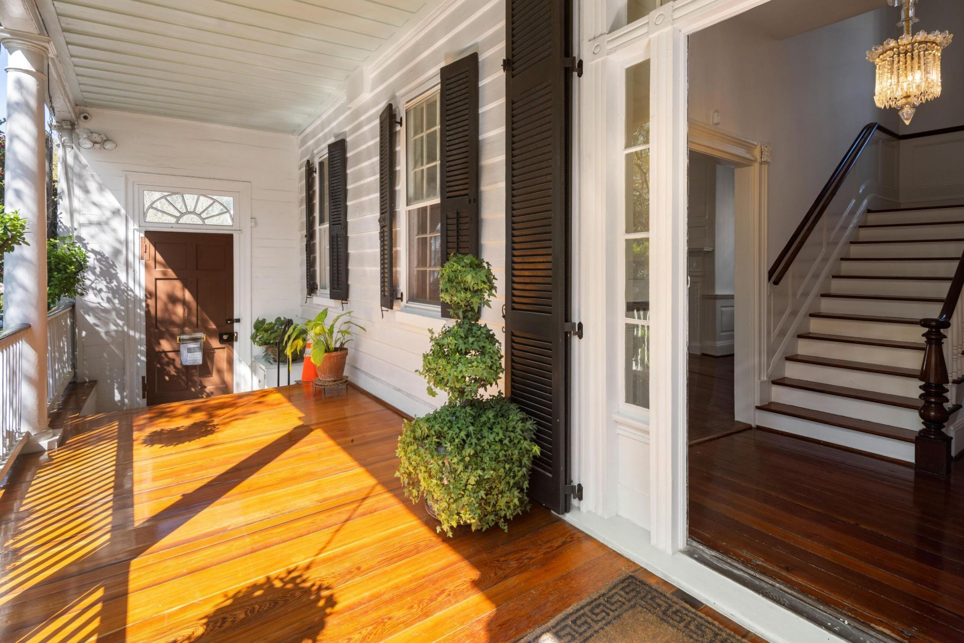 54 King Street Photo 12