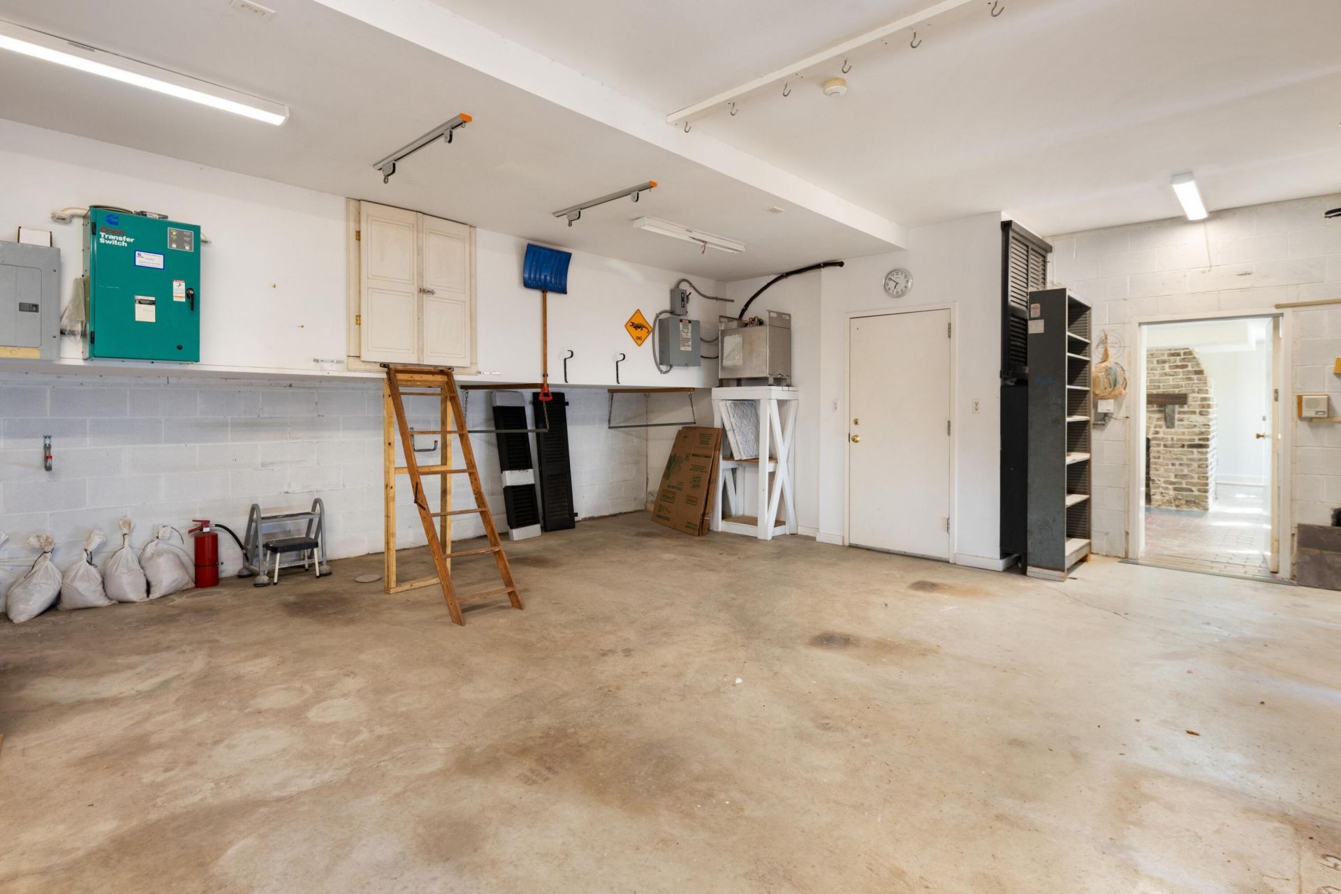 54 King Street Photo 50