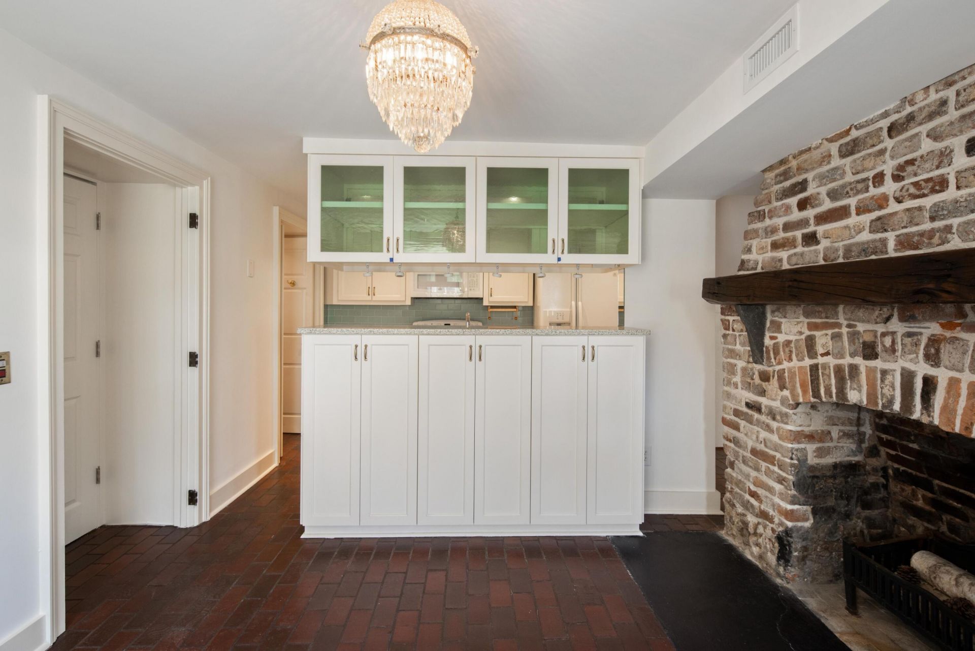 54 King Street Photo 52