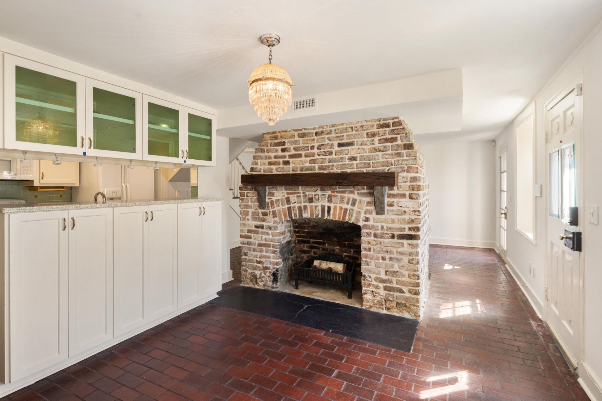 54 King Street Photo 54