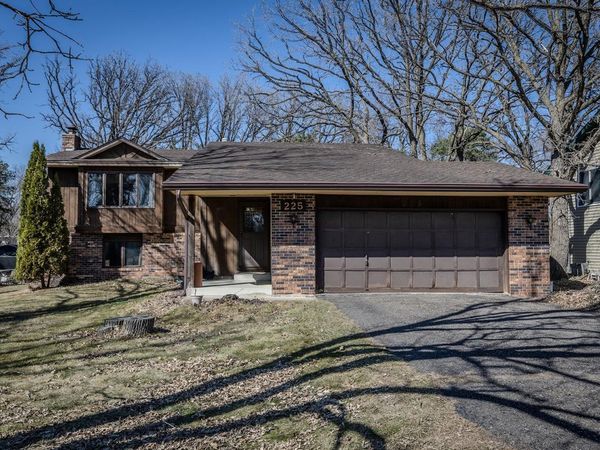 225 106th Avenue NW, Coon Rapids, MN 55448