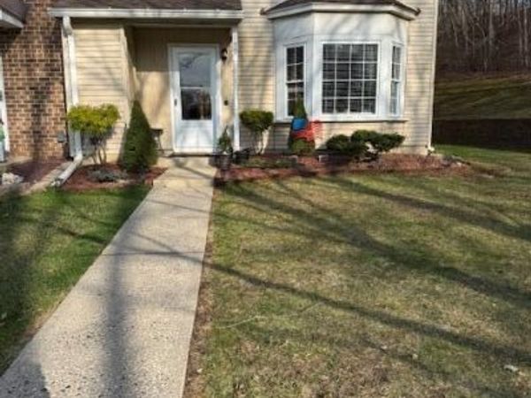 159 Devon Court, Old Bridge, NJ 08857
