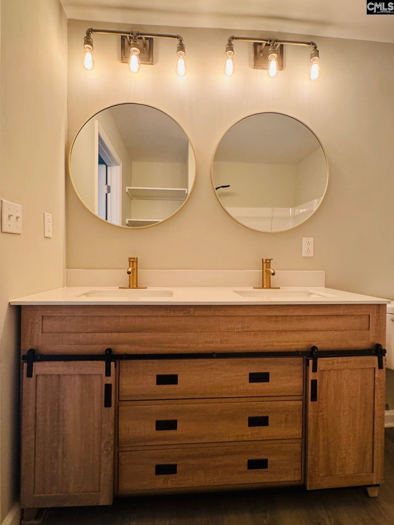 5711 Miramar Drive  Photo 15