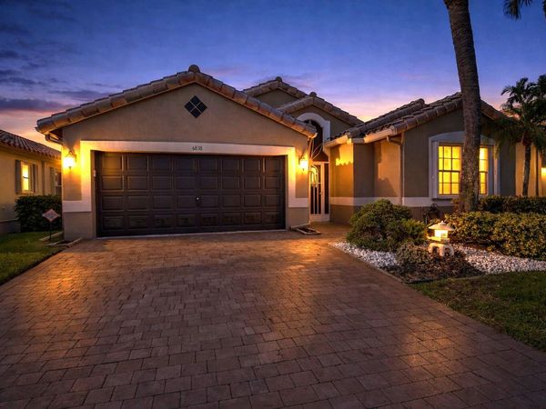 6838 Castlemaine Avenue, Boynton Beach, FL 33437