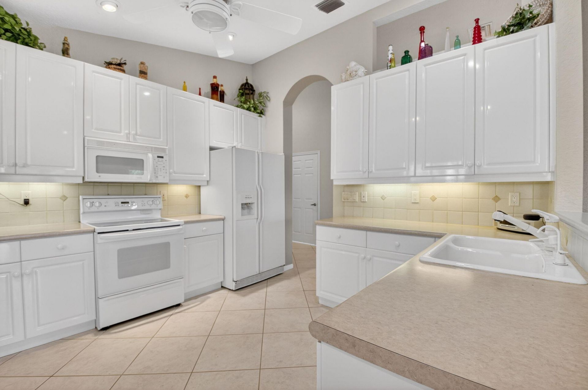 6838 Castlemaine Avenue, Boynton Beach, FL 33437 Photo