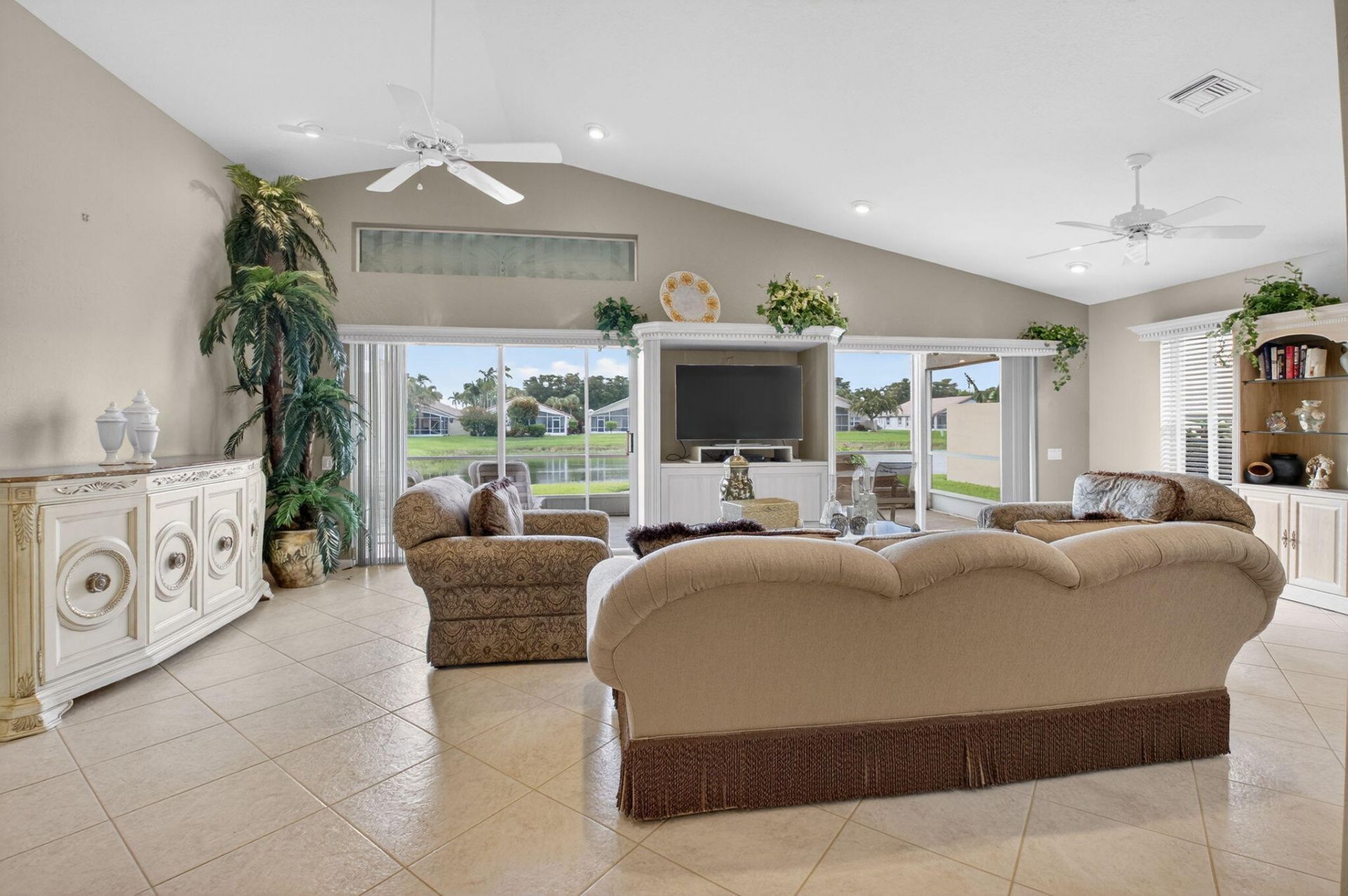 6838 Castlemaine Avenue, Boynton Beach, FL 33437 Photo