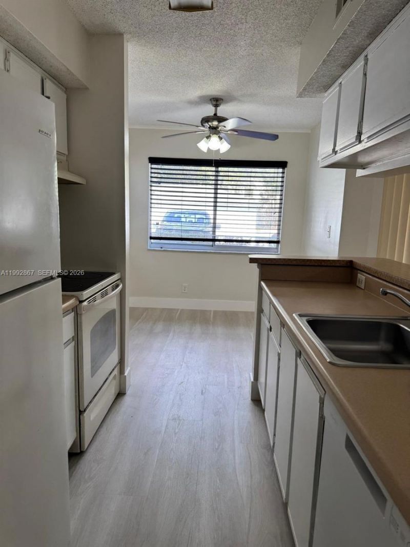 5760 Rock Island Rd , Unit 304, Tamarac, FL 33319 Photo