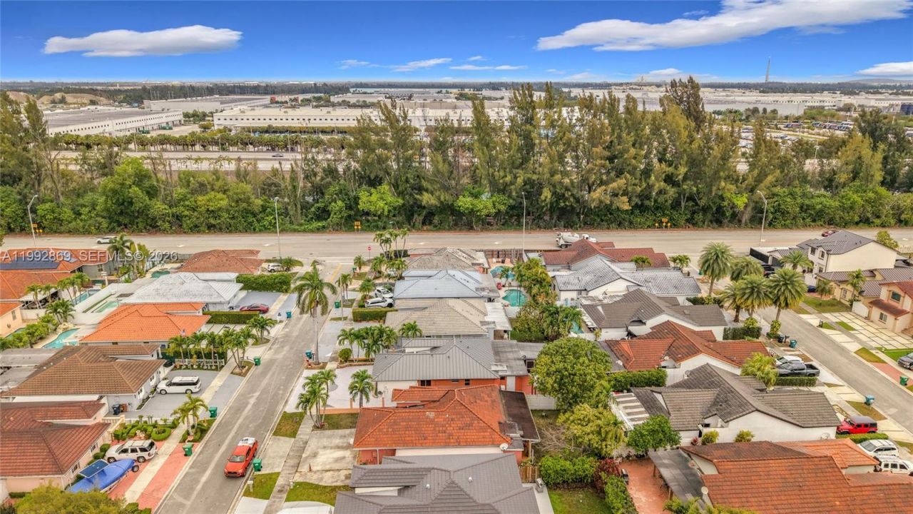 1163 NW 134th Pl, Miami, FL 33182 Photo