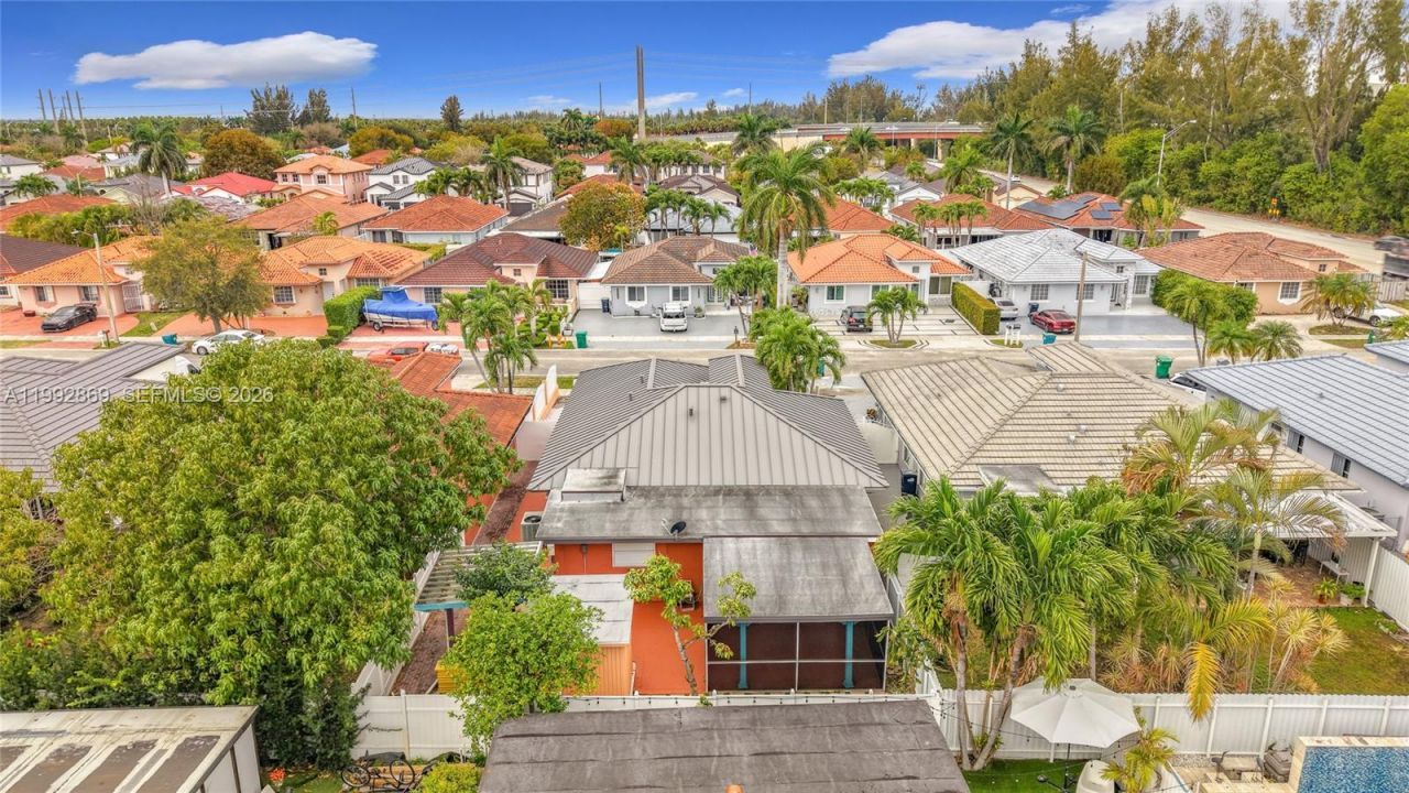 1163 NW 134th Pl, Miami, FL 33182 Photo