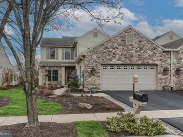 2421 ZELL COURT, HUMMELSTOWN, PA 17036