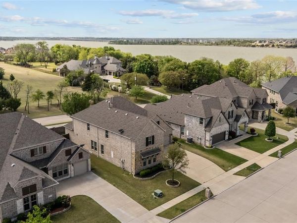 6510 Loire Valley Drive, Rowlett, TX 75088