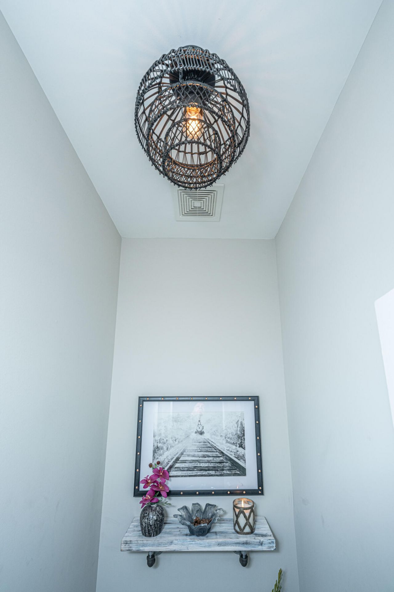 2160 Nicholas David Path Photo 43