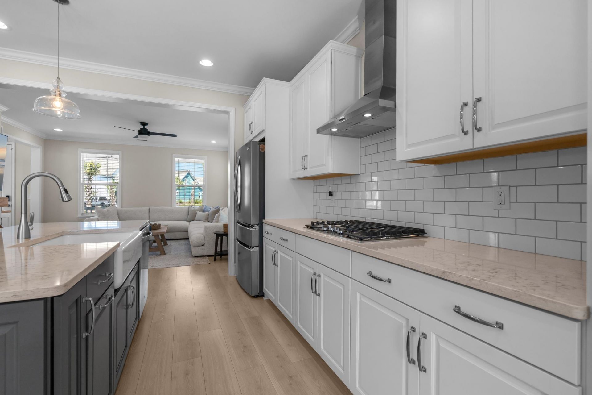 222 Delano Way Photo 15