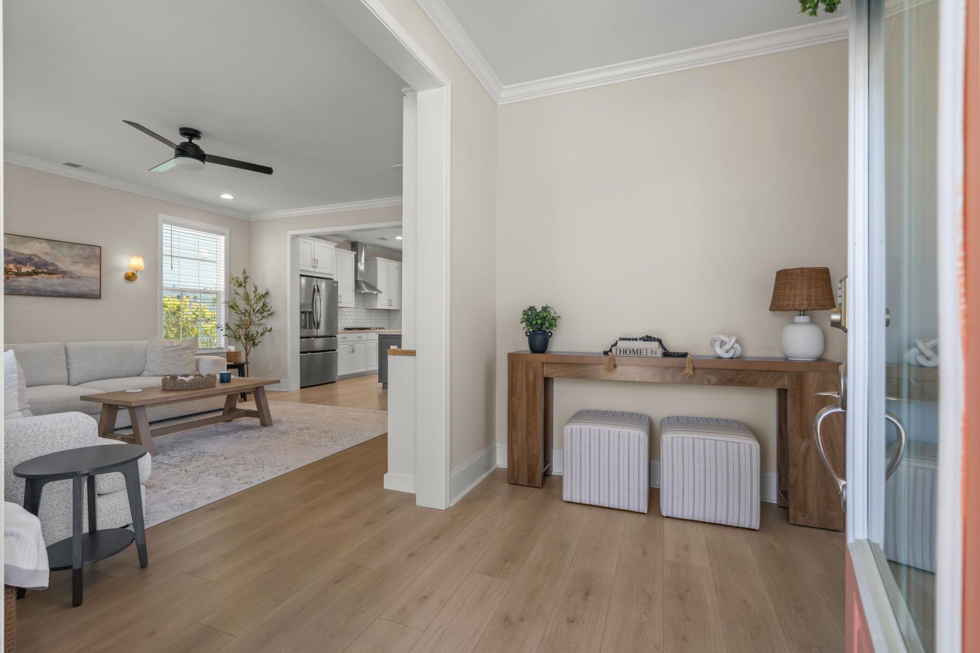 222 Delano Way Photo 4