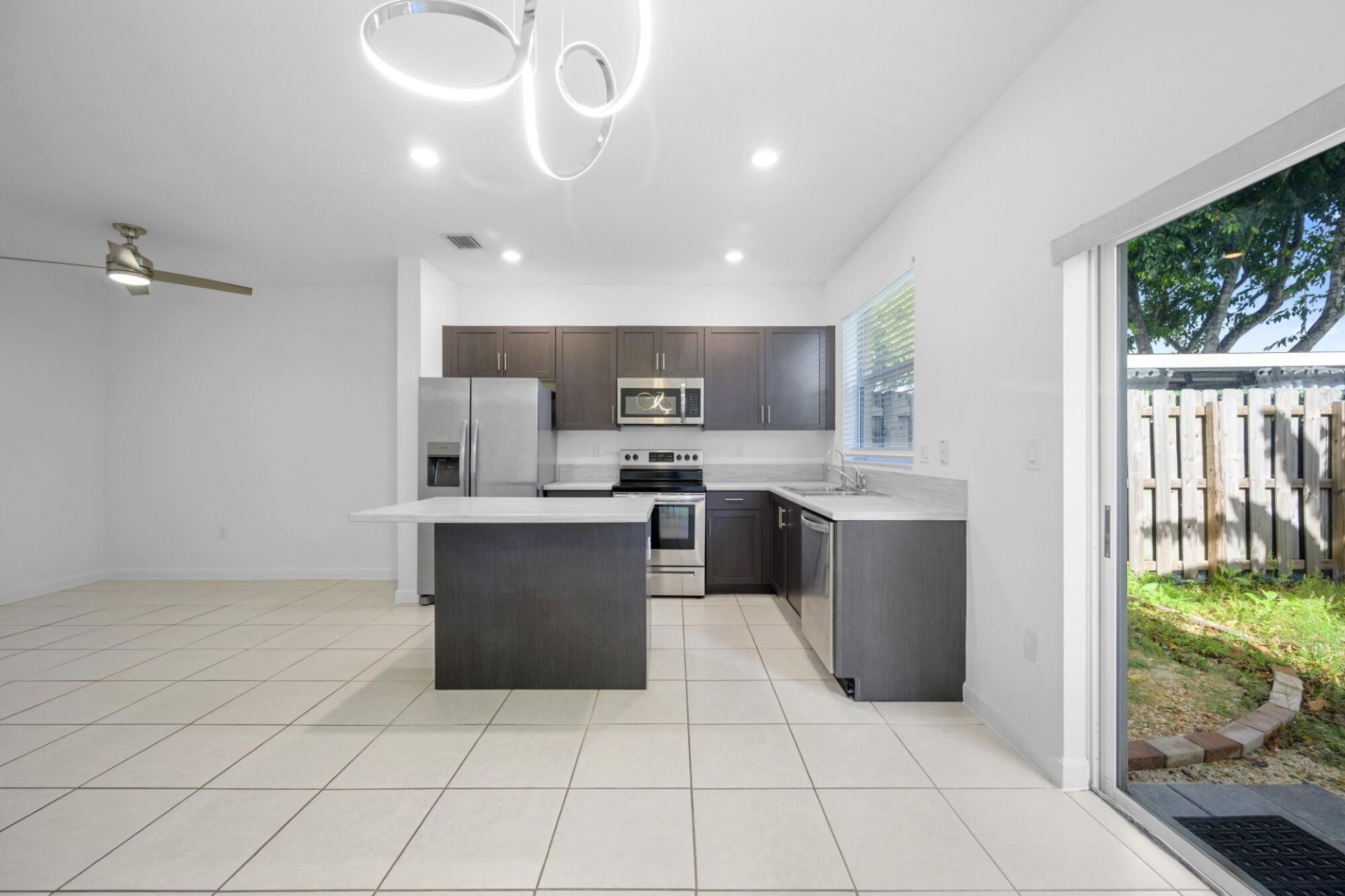 2739 SE 17th Street, Homestead, FL 33035 Photo