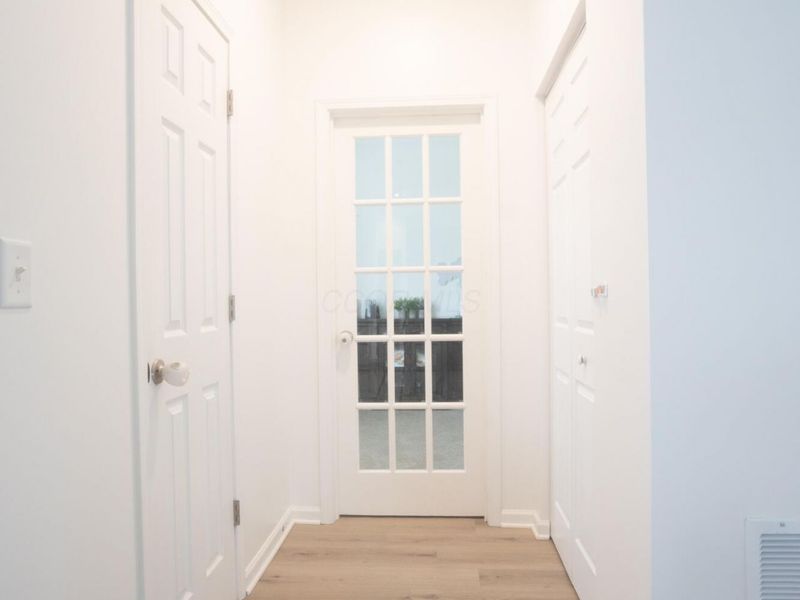 1129 Stratford Way, London, OH 43140 Photo 12