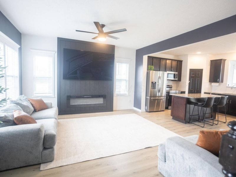 1129 Stratford Way, London, OH 43140 Photo 3