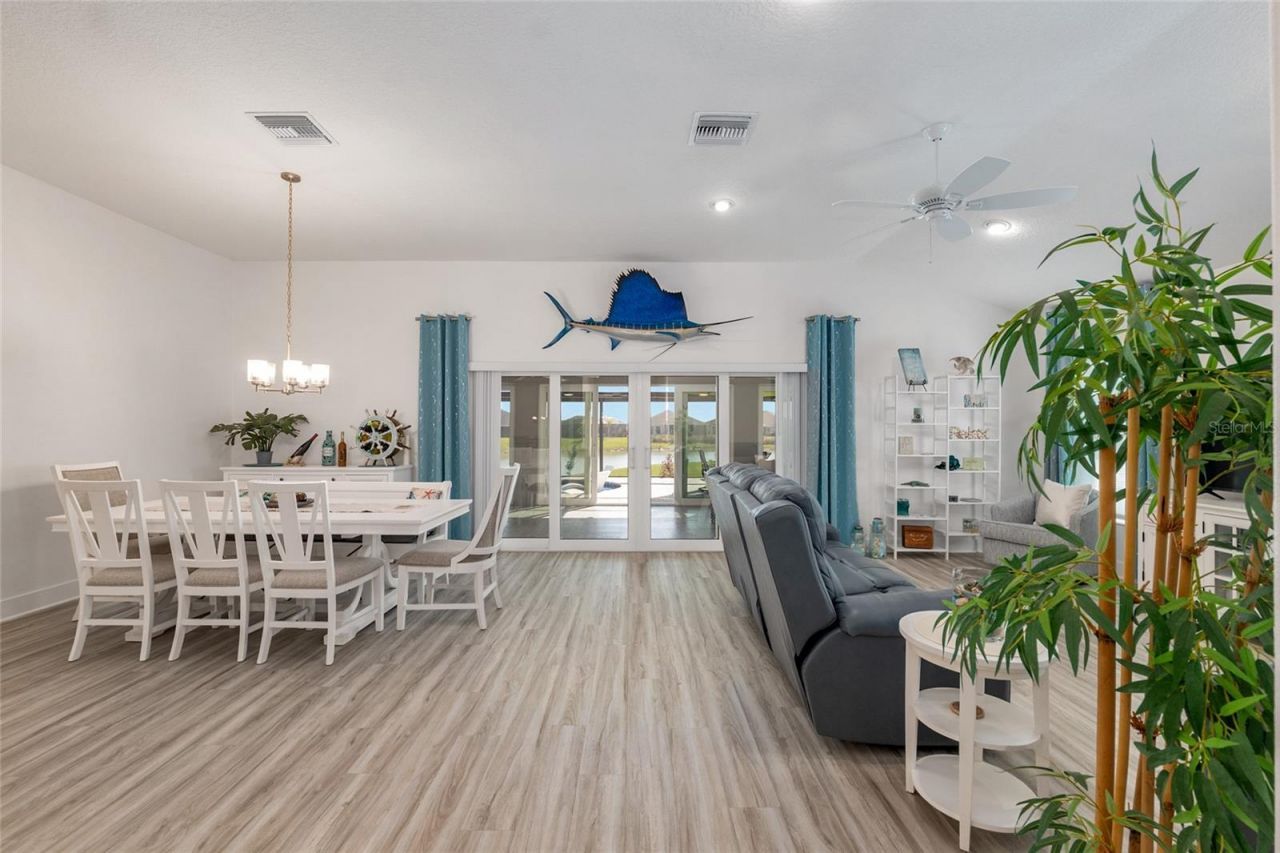 1659 Mcmurtrie Loop, The Villages, FL 34762 Photo